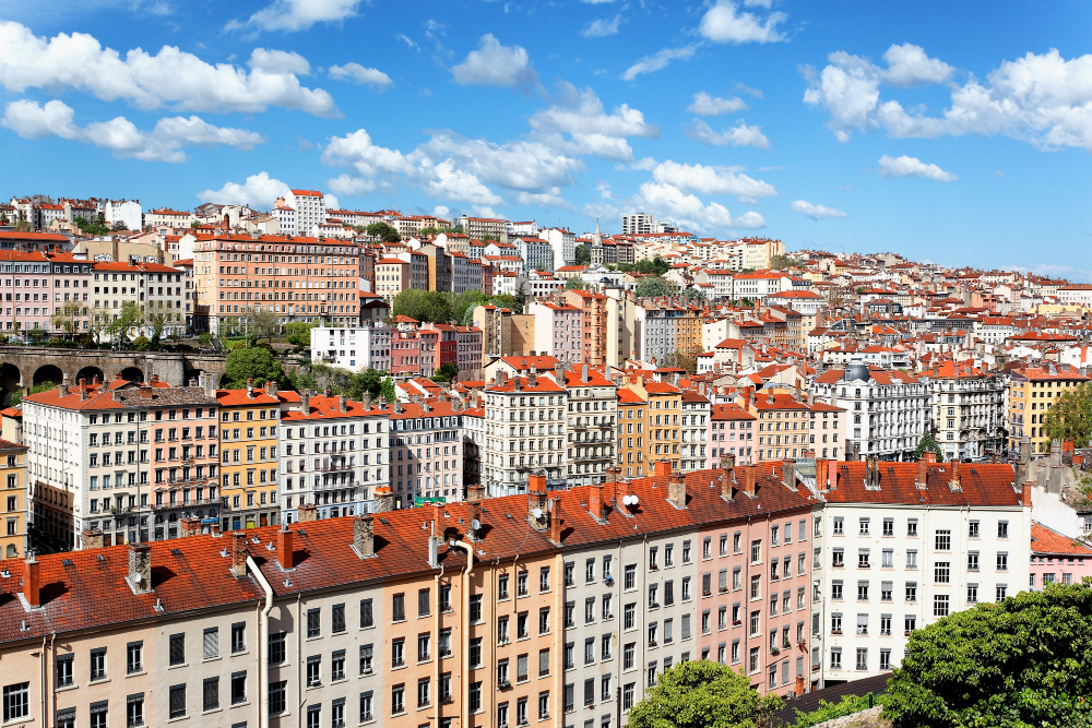 Renting a Car in Lisbon: A Strategic Guide for 2026